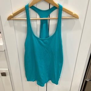 Lululemon flowy teal blue tank size 4.